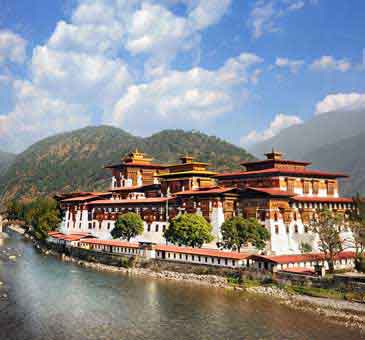 Tashichho Dzong in Bhutan